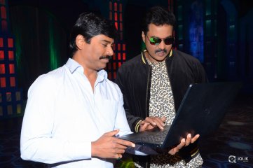 Metro Movie Song Launch By Sunil
